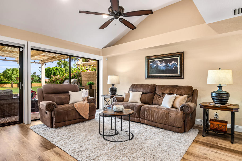 Woodhaven Country Cl - Residential