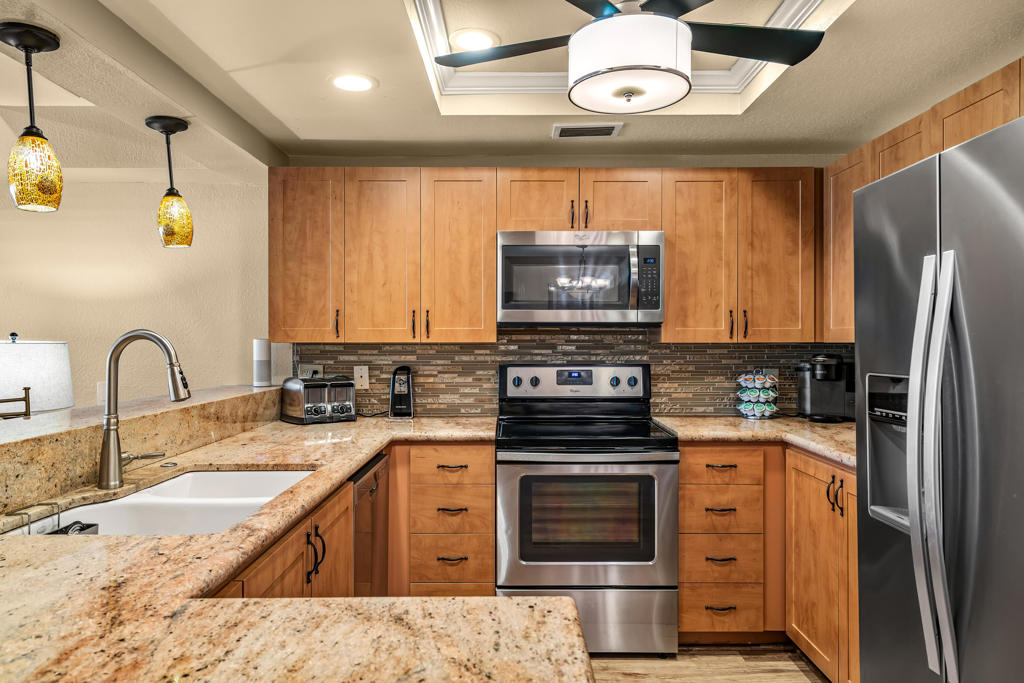 Woodhaven Country Cl - Residential