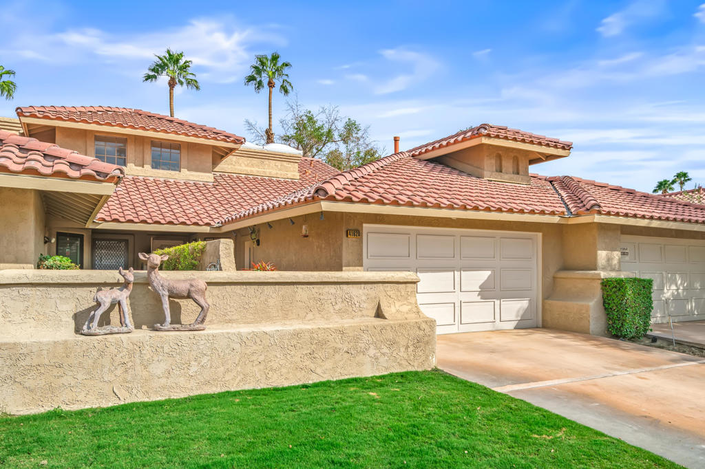 Woodhaven Country Cl - Residential