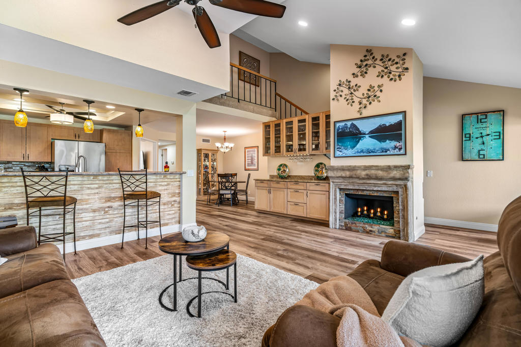 Woodhaven Country Cl - Residential