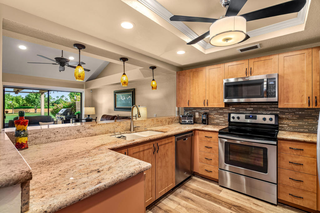 Woodhaven Country Cl - Residential