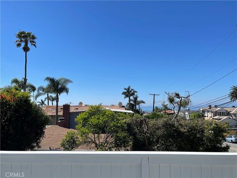 Photo of 952 2nd. Street St, Manhattan Beach, CA 90266 (MLS # SB26002616)