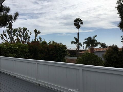 Photo of 952 2nd. Street St, Manhattan Beach, CA 90266 (MLS # SB26002616)
