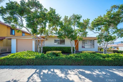 Photo of 381 N 6th ST, Grover Beach, CA 93433 (MLS # PI26202171)