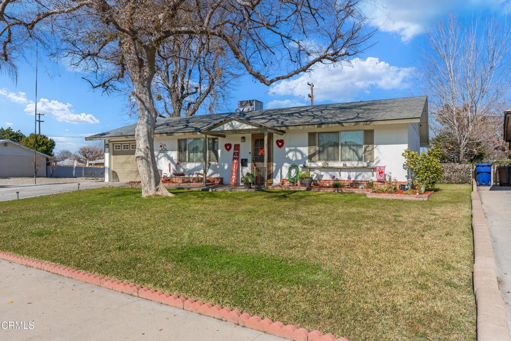 5812 Burke Way
