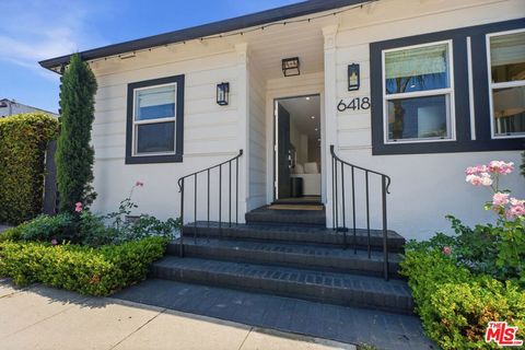 Photo of 6418 Waring Avenue, Los Angeles, CA 90038 (MLS # 26828941)