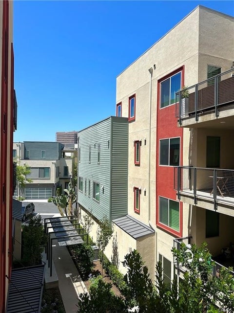 Photo of 145 Bowery, Irvine, CA 92612 (MLS # TR26189952)