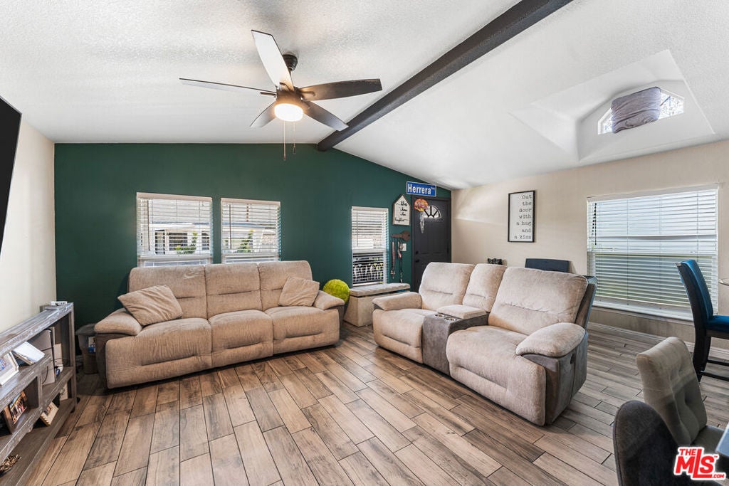 27361 Sierra Highway 57