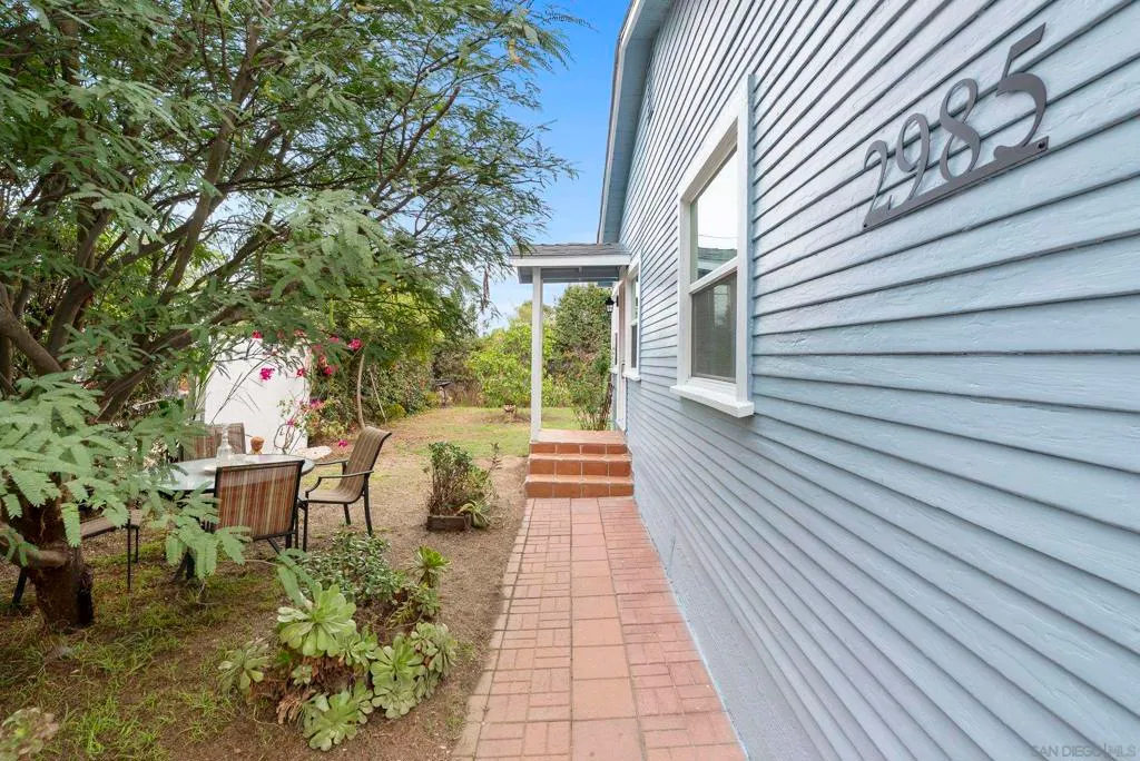 San Diego, California 91945, United States, 4 Bedrooms Bedrooms, ,3 BathroomsBathrooms,Residential,Active,214753