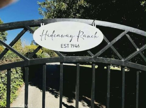 17107 Raymer Street Sherwood Forest CA 91325