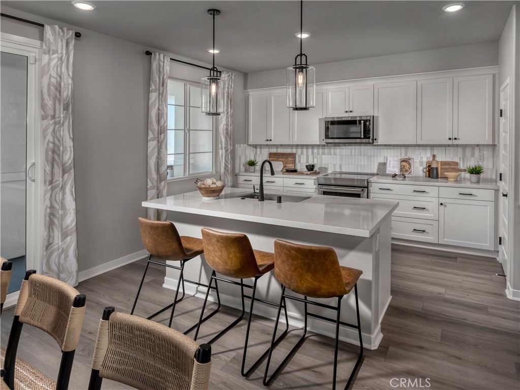 1498 Skyline Lane