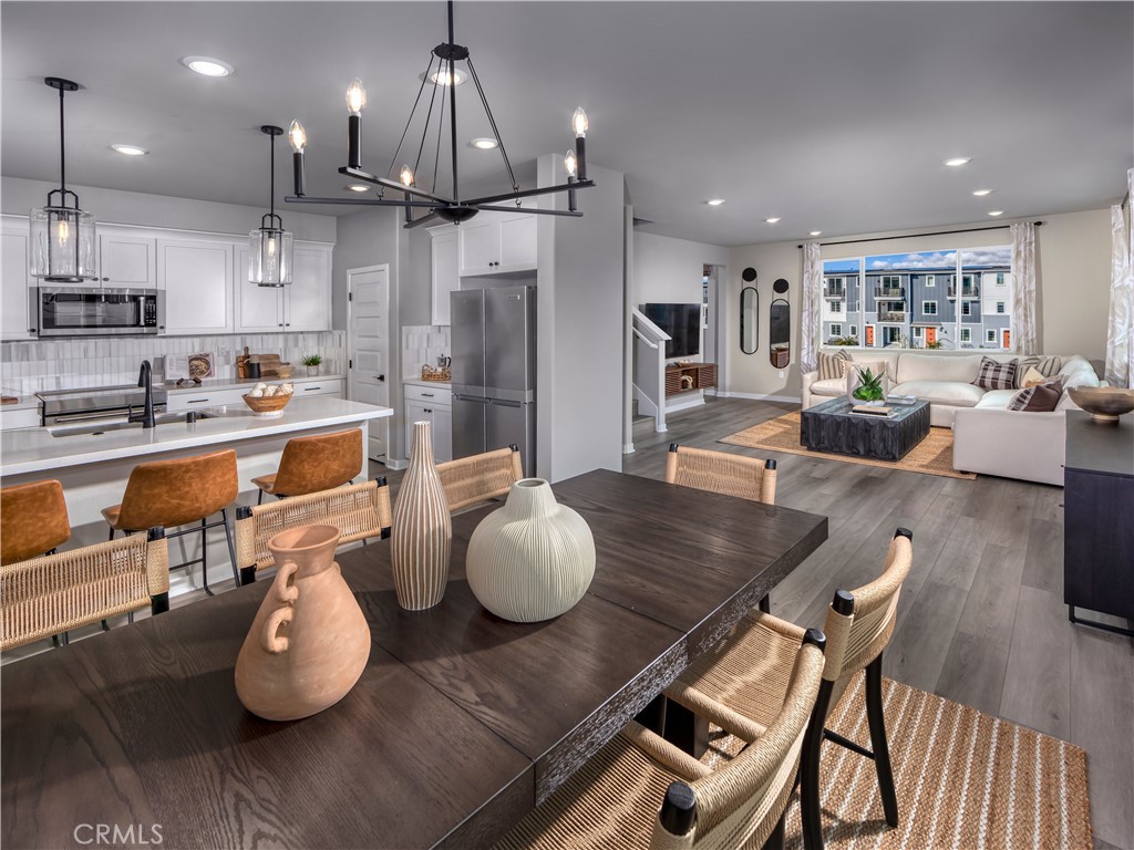 1498 Skyline Lane