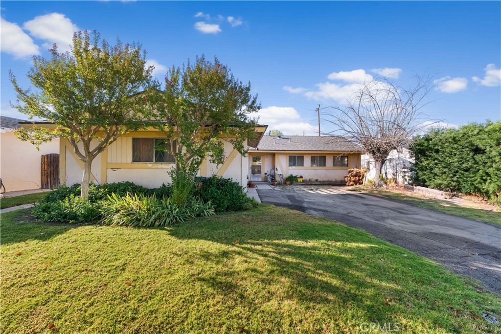 First time on the market in almost 50 years! Attention investors! 22038 Alamogordo Road in Santa Clarita is a rare cash-only opportunity with amazing potential in a highly desirable location. This 4-bedroom, 3-bath home features a spacious floor plan that includes a large separate den, a dedicated laundry room, and an attached two-car garage. Recent improvements include a brand-new roof installed just two months ago. The property sits on a generous lot with a big driveway, a well-manicured front yard, and is surrounded by well-kept homes, offering excellent curb appeal. While the home is ready for updates, the solid layout and prime setting near top-rated schools, parks, shopping, and dining make it a standout renovation or investment project. Don’t miss the chance to unlock this property’s full potential in one of Santa Clarita’s most sought-after neighborhoods.
