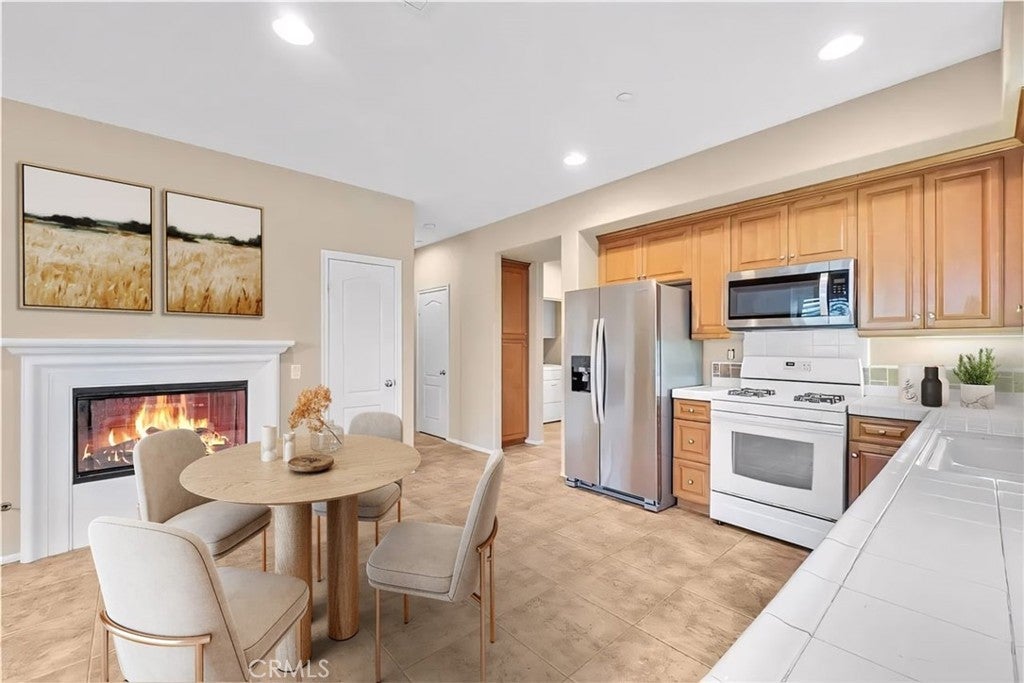 284 Tustin Field Drive