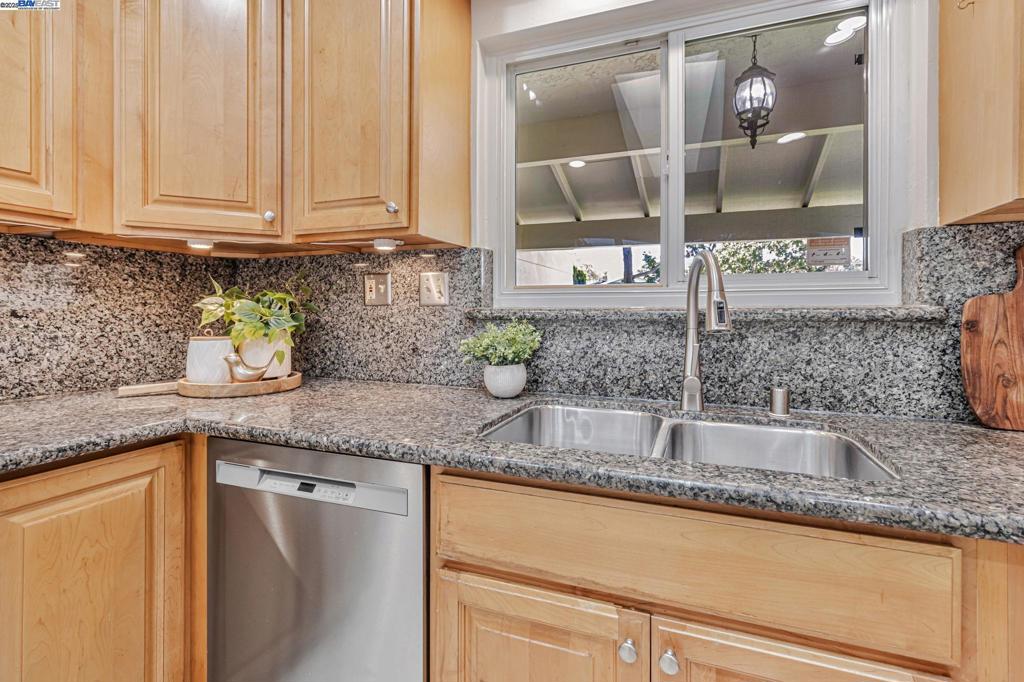 SUNNYVALE - Residential