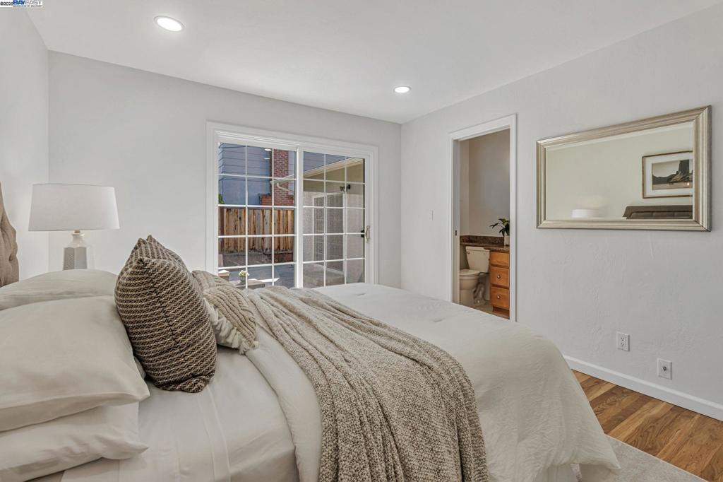 SUNNYVALE - Residential