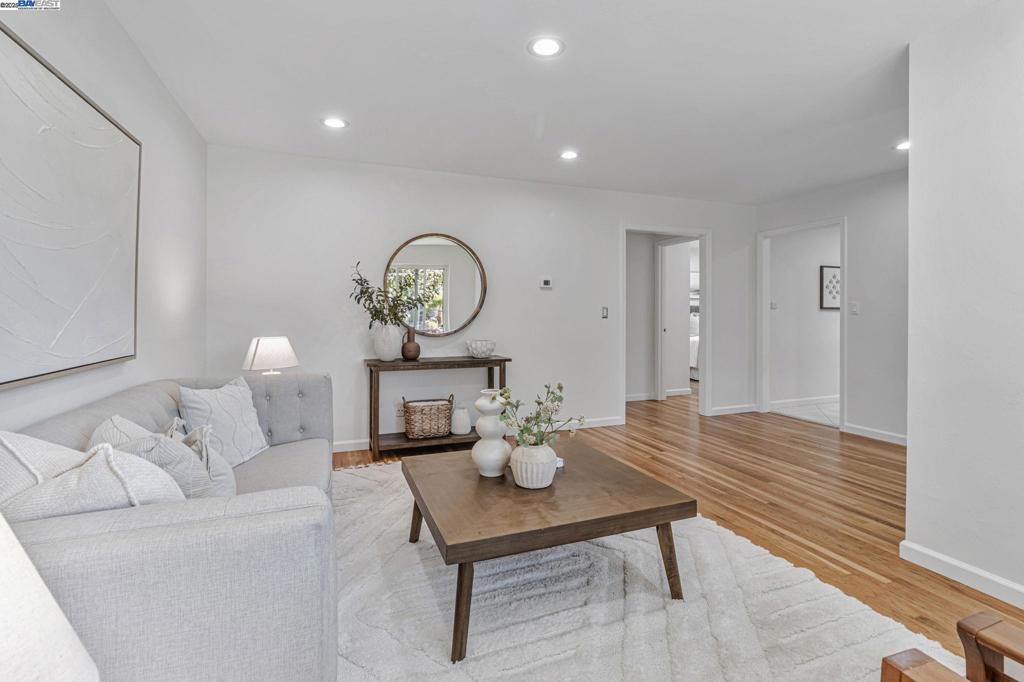 SUNNYVALE - Residential