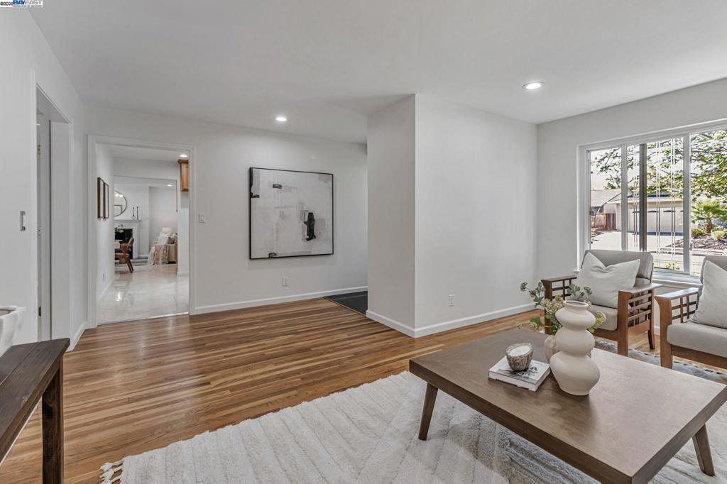 SUNNYVALE - Residential