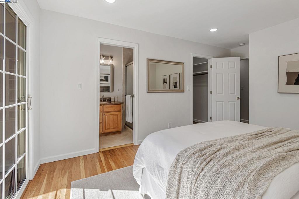 SUNNYVALE - Residential