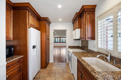 Tiny photo for 7115 Village 7 Vlg, Camarillo, CA 93012 (MLS # V1-33898)