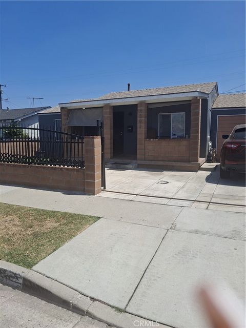 Photo of 14502 S Keene Avenue, Compton, CA 90220 (MLS # SB25191896) Photo of 14502 S Keene Avenue, Compton, CA 90220 (MLS # SB25191896)