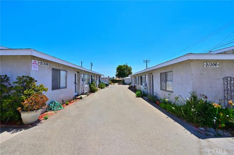 Photo of 21306 E Arrow HWY, Covina, CA 91724 (MLS # AR26165785)
