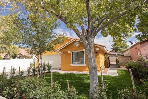 Photo of 37444 Landon Ave, Palmdale, CA 93550 (MLS # SR25247378) Photo of 37444 Landon Ave, Palmdale, CA 93550 (MLS # SR25247378)