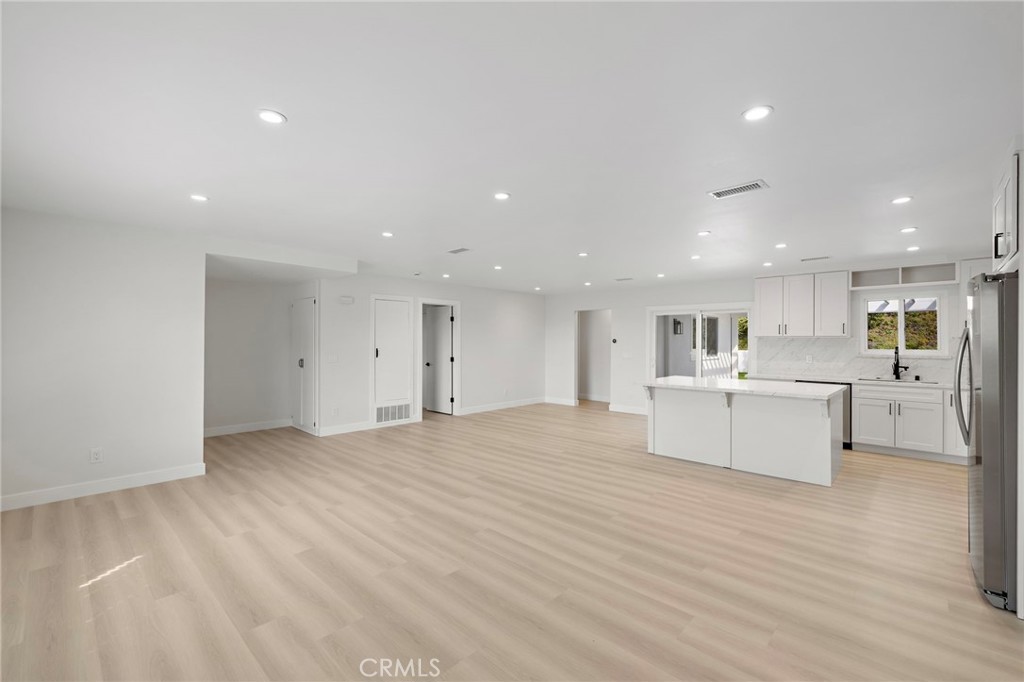 Top Of The World (TOW) - Residential Lease