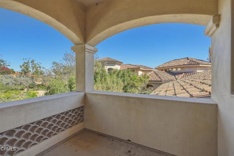 Tiny photo for 747 Barr Highland Lane, Ventura, CA 93004 (MLS # V1-38888)