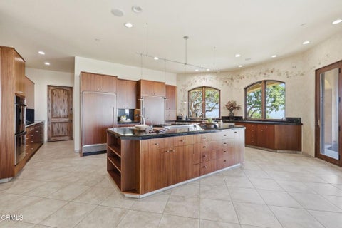 Tiny photo for 747 Barr Highland Lane, Ventura, CA 93004 (MLS # V1-38888)