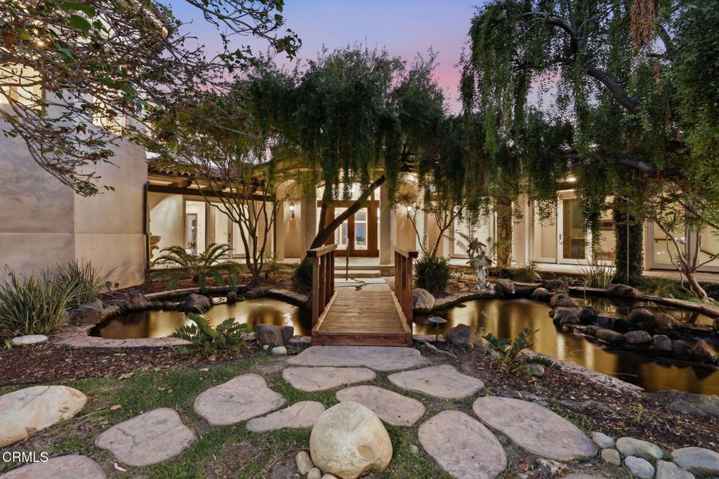 747 Barr Highland Lane