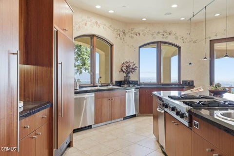 Tiny photo for 747 Barr Highland Lane, Ventura, CA 93004 (MLS # V1-38888)
