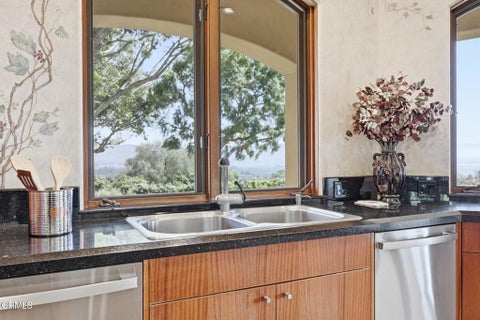 Tiny photo for 747 Barr Highland Lane, Ventura, CA 93004 (MLS # V1-38888)