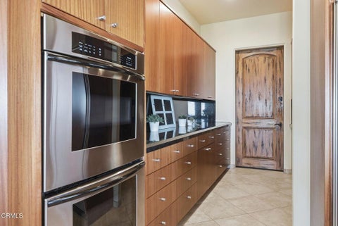 Tiny photo for 747 Barr Highland Lane, Ventura, CA 93004 (MLS # V1-38888)