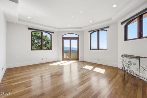 Tiny photo for 747 Barr Highland Lane, Ventura, CA 93004 (MLS # V1-38888)