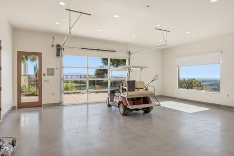 Tiny photo for 747 Barr Highland Lane, Ventura, CA 93004 (MLS # V1-38888)