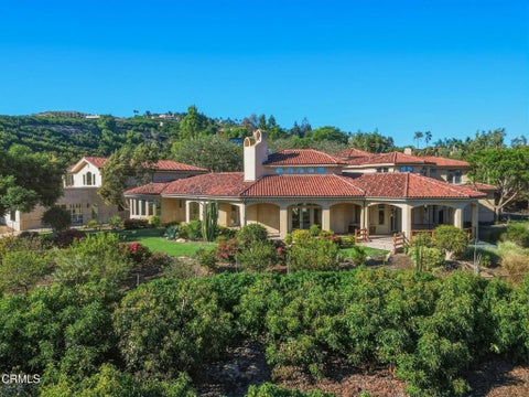 Tiny photo for 747 Barr Highland Lane, Ventura, CA 93004 (MLS # V1-38888)