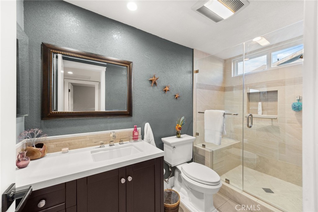 La Verne, California, 91750, United States, 3 Bedrooms Bedrooms, ,2 BathroomsBathrooms,Residential,Active,2045034