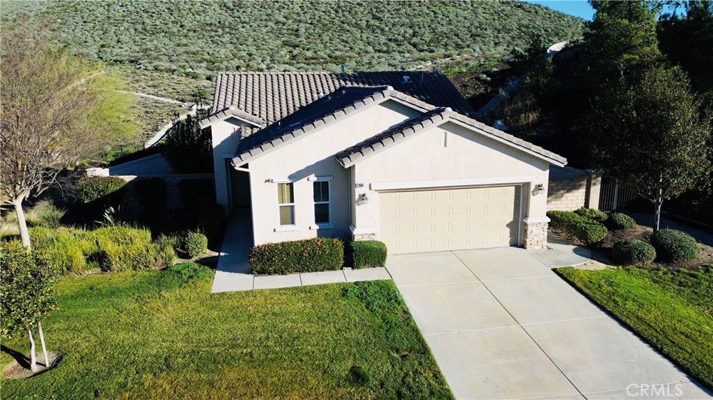 Photo of 27946 Panorama Hills Dr, Menifee, CA 92584 (MLS # SW26011224)