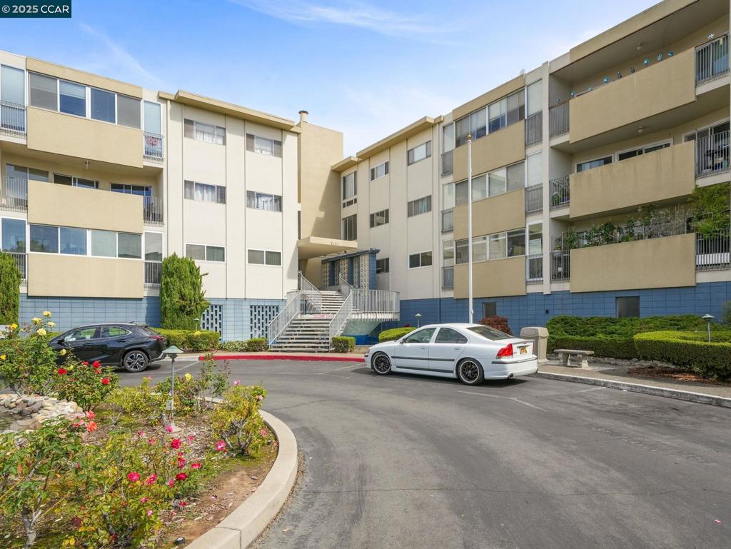 SOUTHSHORE - Residential