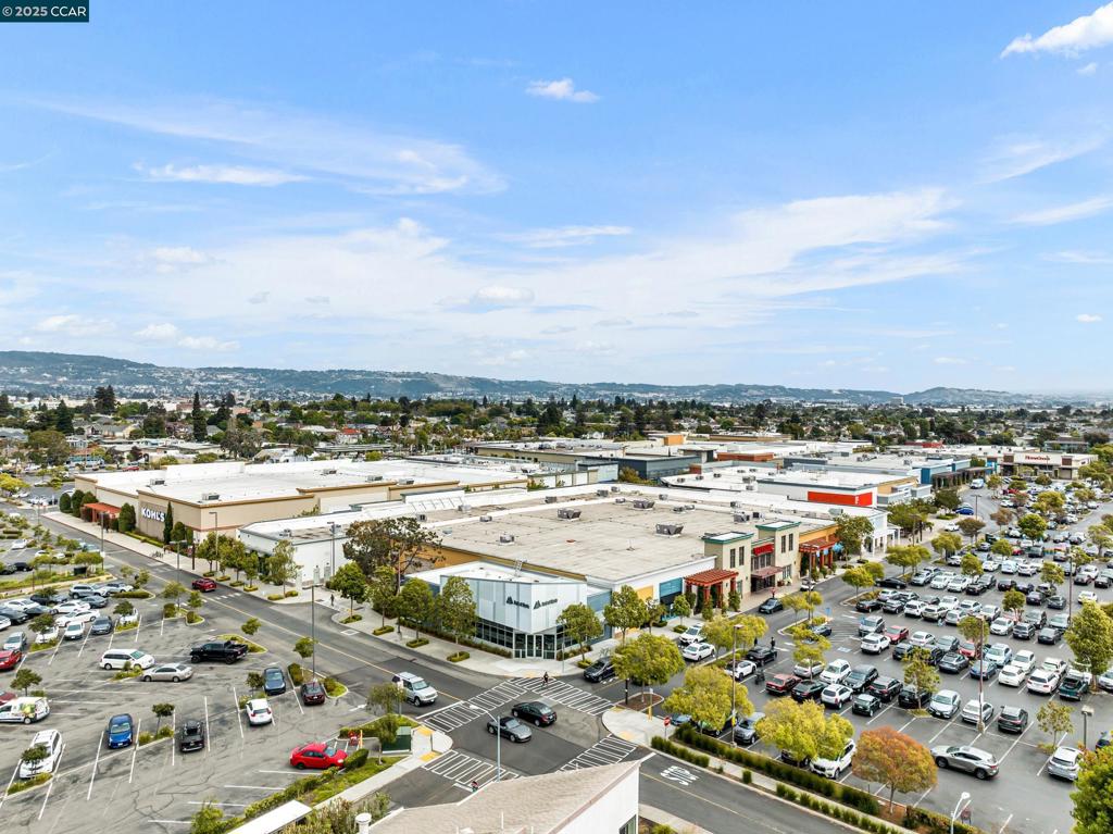 SOUTHSHORE - Residential