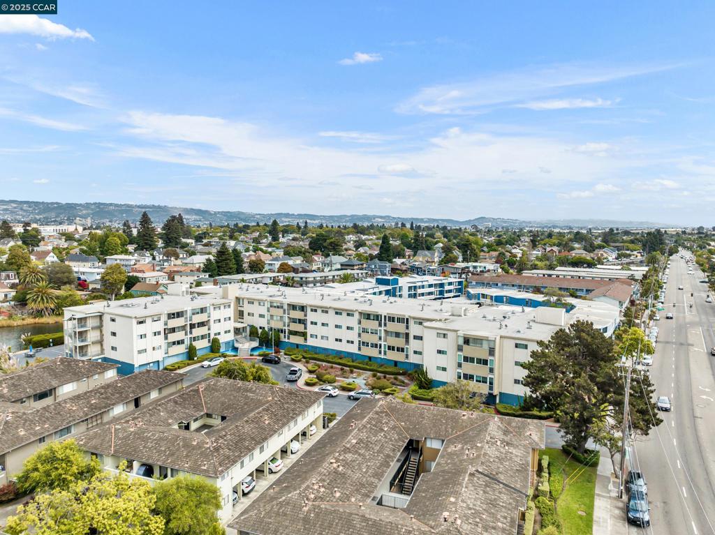 SOUTHSHORE - Residential