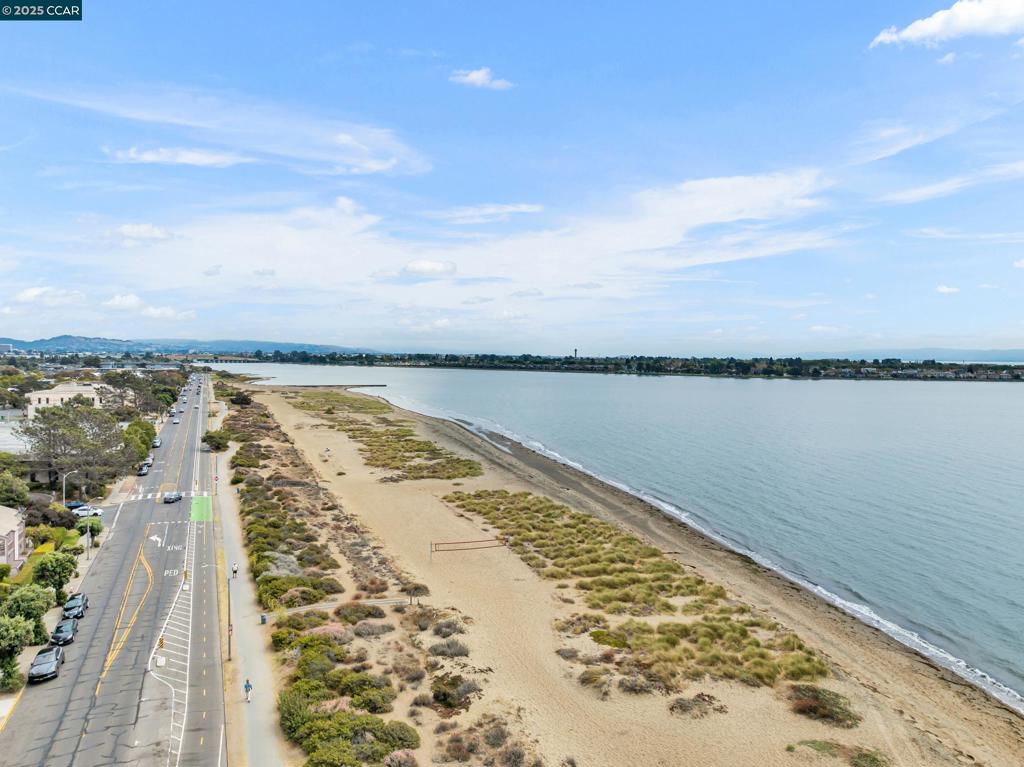SOUTHSHORE - Residential