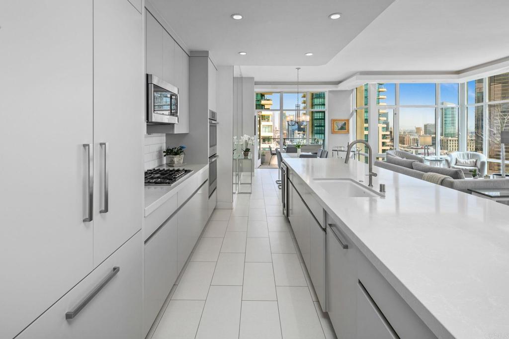 550 Front Street 1401