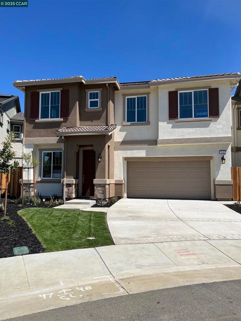 Photo of 848 Crescendo Street St, Fairfield, CA 94534 (MLS # 41109635) Photo of 848 Crescendo Street St, Fairfield, CA 94534 (MLS # 41109635)