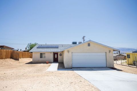 Photo of 6025 Abronia Avenue, 29 Palms, CA 92277 (MLS # JT25131833) Photo of 6025 Abronia Avenue, 29 Palms, CA 92277 (MLS # JT25131833)