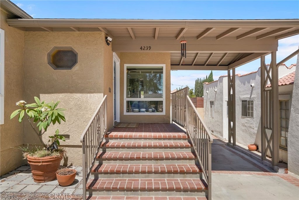 4239 W 59th