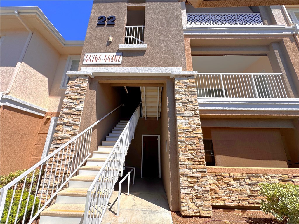 Updated 2-Bedroom Condo in Temecula Creek Village
Welcome to 44764 Adam Lane, a beautifully refreshed 2-bedroom, 2-bathroom condo located in the desirable gated community of Temecula Creek Village. This inviting home features fresh interior paint, new carpet, and professionally serviced flooring throughout.
The spacious living room flows seamlessly into the kitchen and dining area, creating a bright and open layout. The kitchen offers freshly painted cabinets, attractive countertops, and stainless steel appliances—perfect for everyday cooking and entertaining.
Additional highlights include indoor laundry for convenience and a private covered patio ideal for relaxing or enjoying a morning coffee. Both bedrooms are well-sized, and the bathrooms are clean and functional.
Set in a gated community, residents also enjoy access to amenities such as a pool, spa, fitness center, and clubhouse, all within close proximity to shopping, dining, schools, and Temecula’s renowned wine country.
This move-in ready condo is a wonderful opportunity for a first-time buyer, downsizer, or investor—don’t miss it!