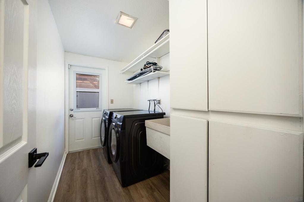 Del Cerro - Residential