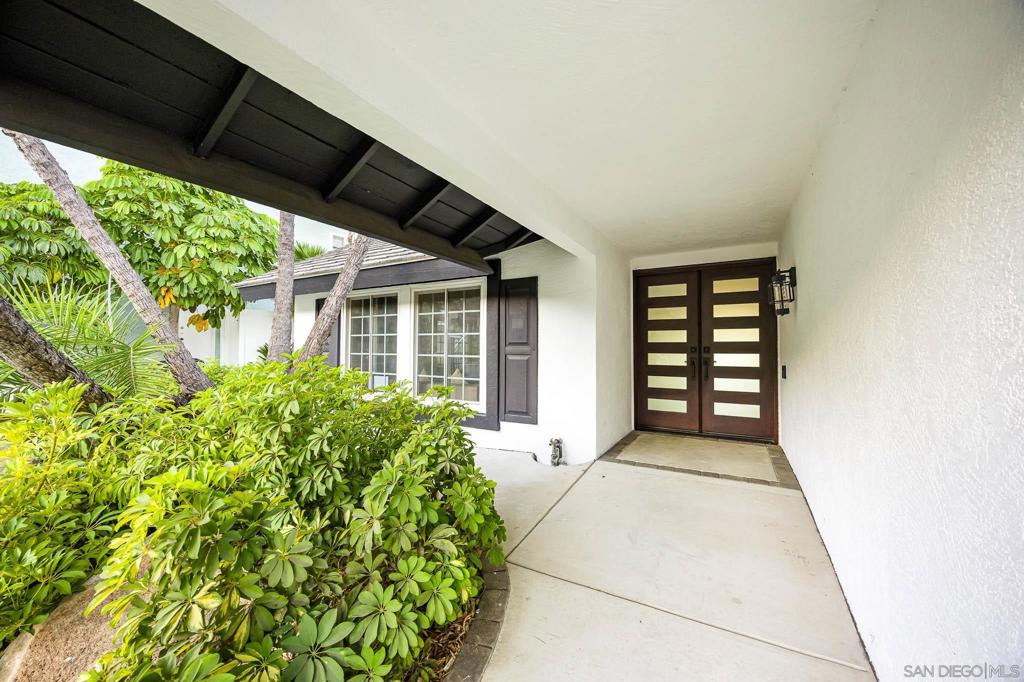 Del Cerro - Residential